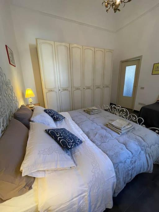 Residenza Lincoln Apartment ปาแลร์โม ภายนอก รูปภาพ